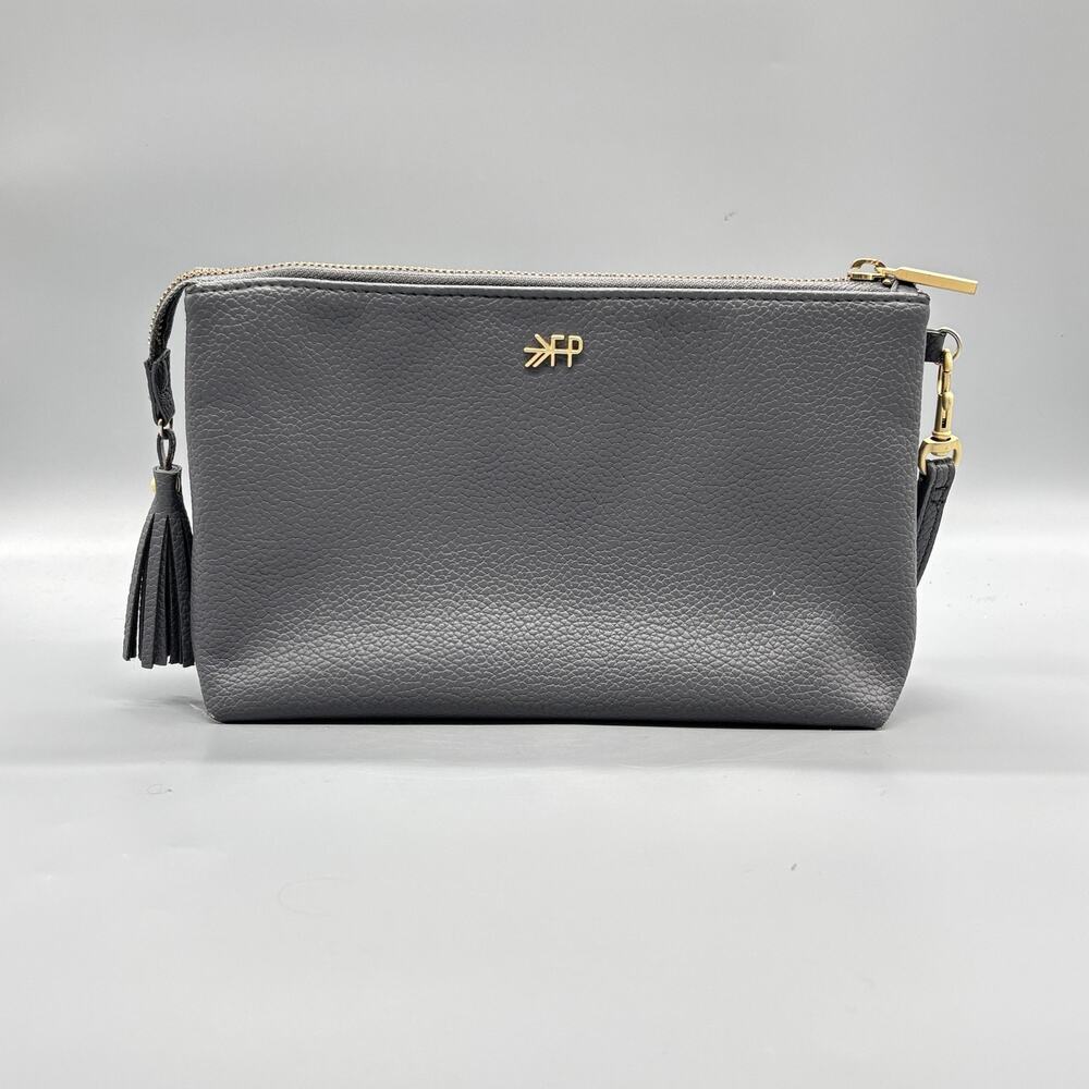 Freshly Picked Bag Womens Size Small Gray Vegan Leather Clutch Wristlet Purse